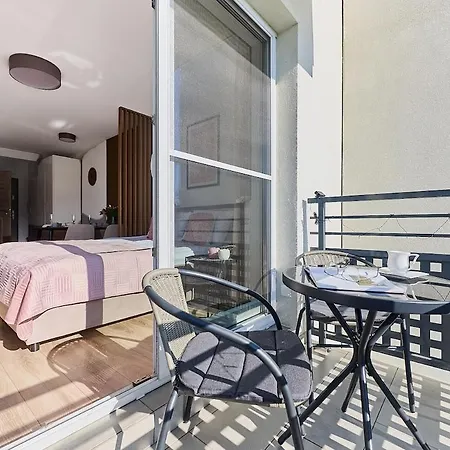 Golden Hour Apartments- Grunwaldzka 38 アパート *