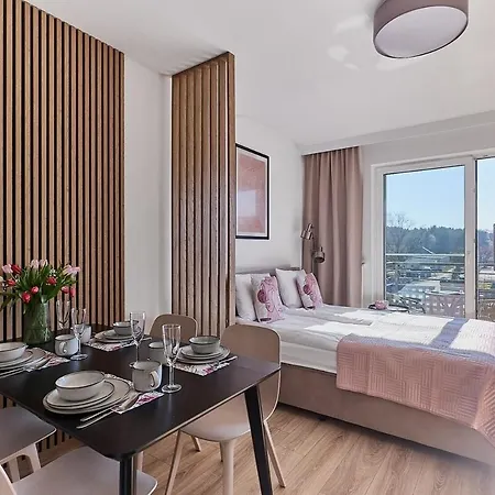 Golden Hour Apartments- Grunwaldzka 38 *