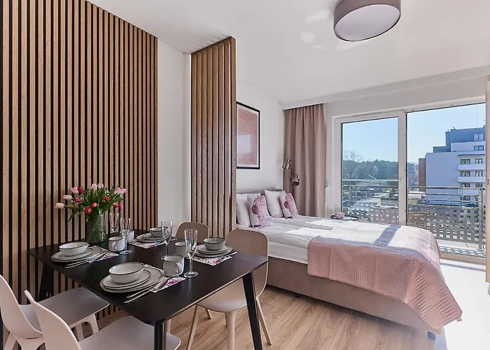 Golden Hour Apartments- Grunwaldzka 38 *