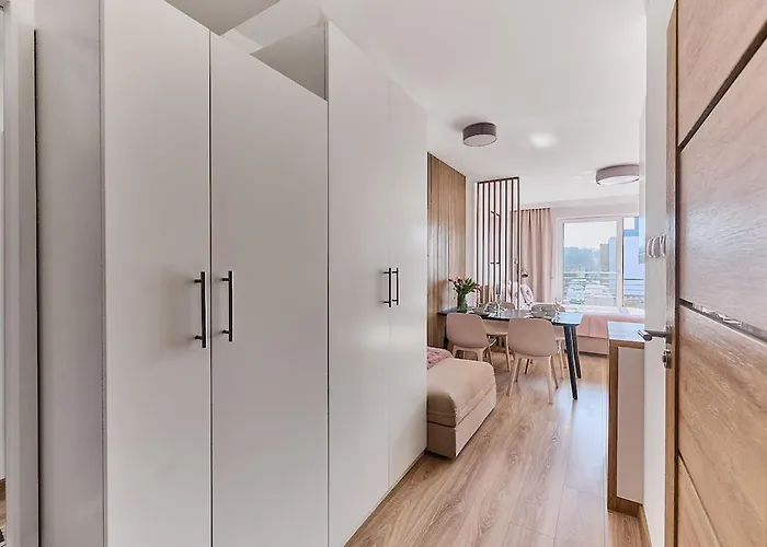 Apartmán Golden Hour Apartments- Grunwaldzka 38 *